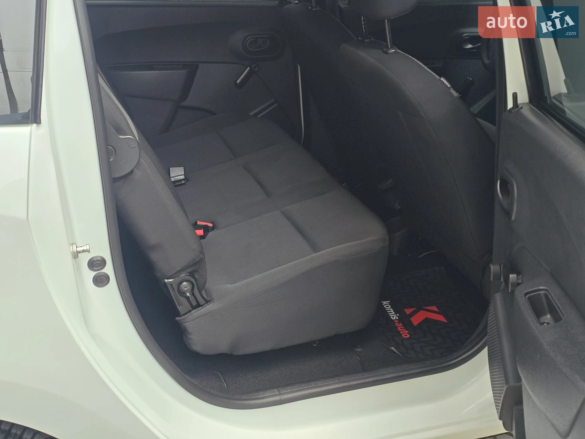 2015 Dacia Lodgy - мініатюра 55