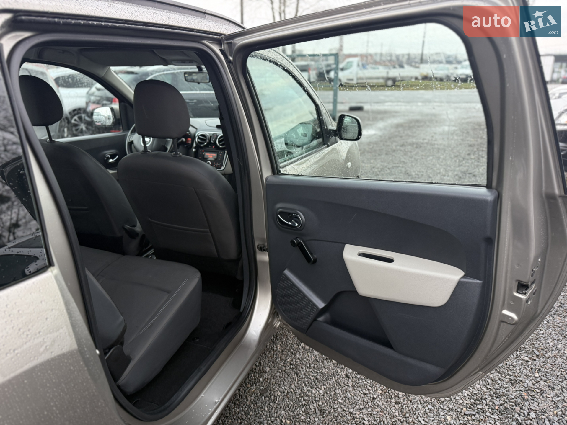 2012 Dacia Lodgy - мініатюра 13