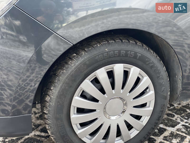 Мінівен Dacia Lodgy 2013 в Старокостянтинові