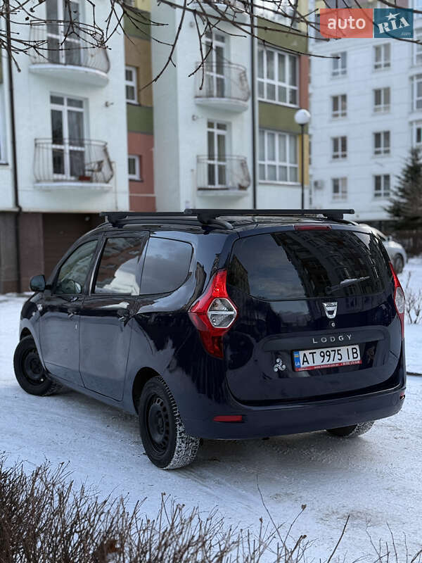 Мінівен Dacia Lodgy 2012 в Івано-Франківську
