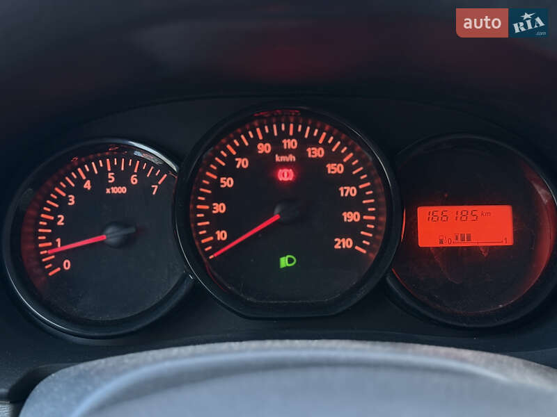 Мінівен Dacia Lodgy 2012 в Івано-Франківську