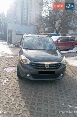Минивэн Dacia Lodgy 2014 в Львове