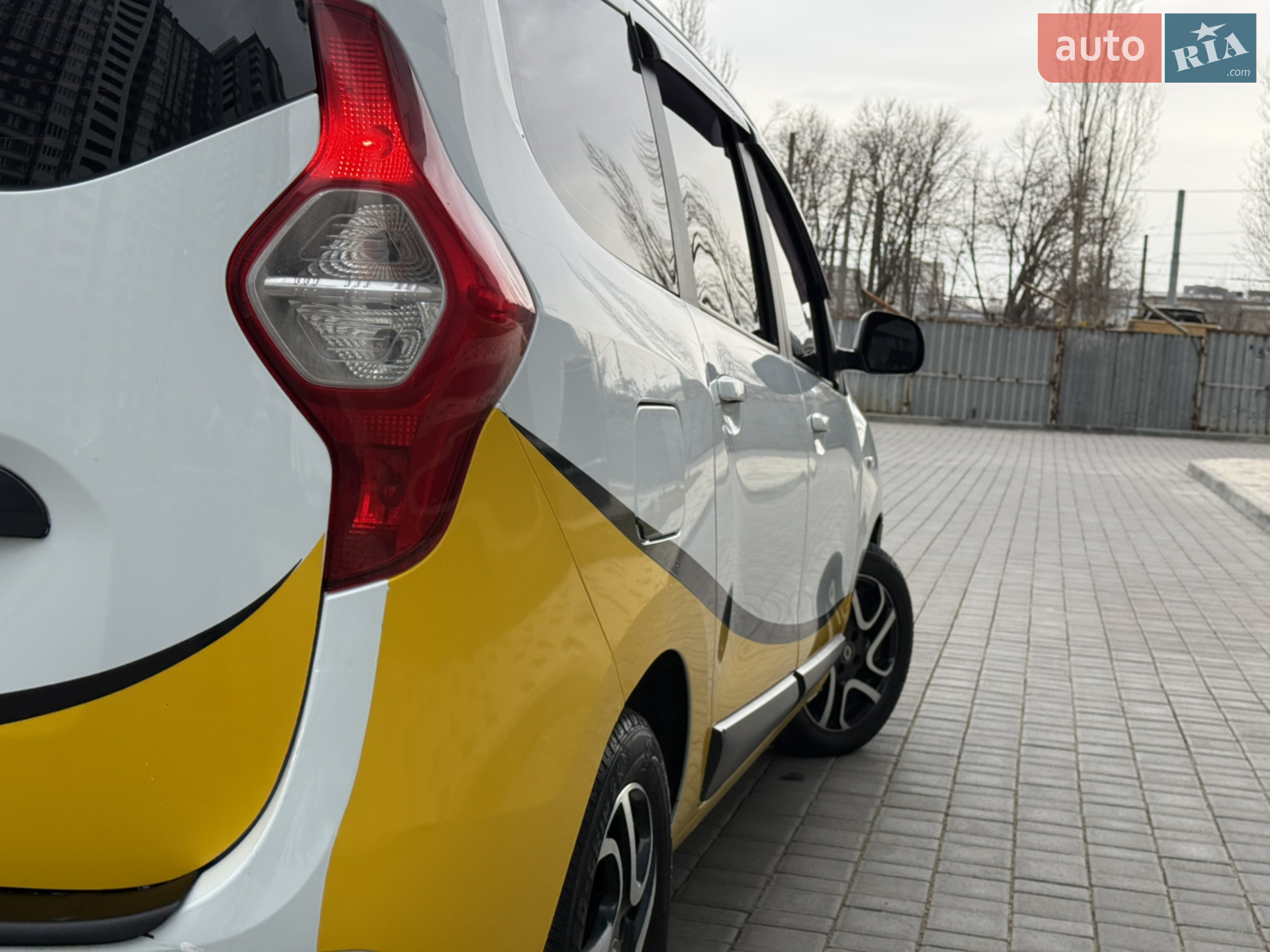 2012 Dacia Lodgy - мініатюра 37