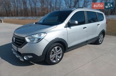 Минивэн Dacia Lodgy 2015 в Луцке