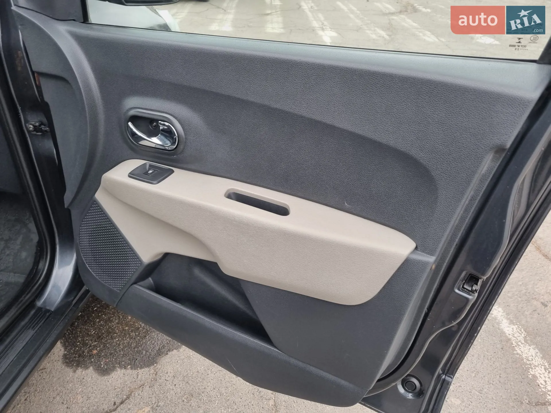 2012 Dacia Lodgy - мініатюра 25