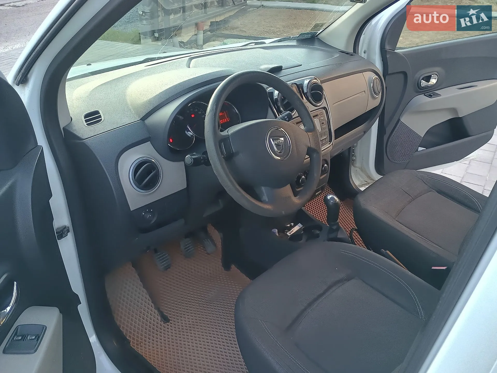 2012 Dacia Lodgy - мініатюра 9