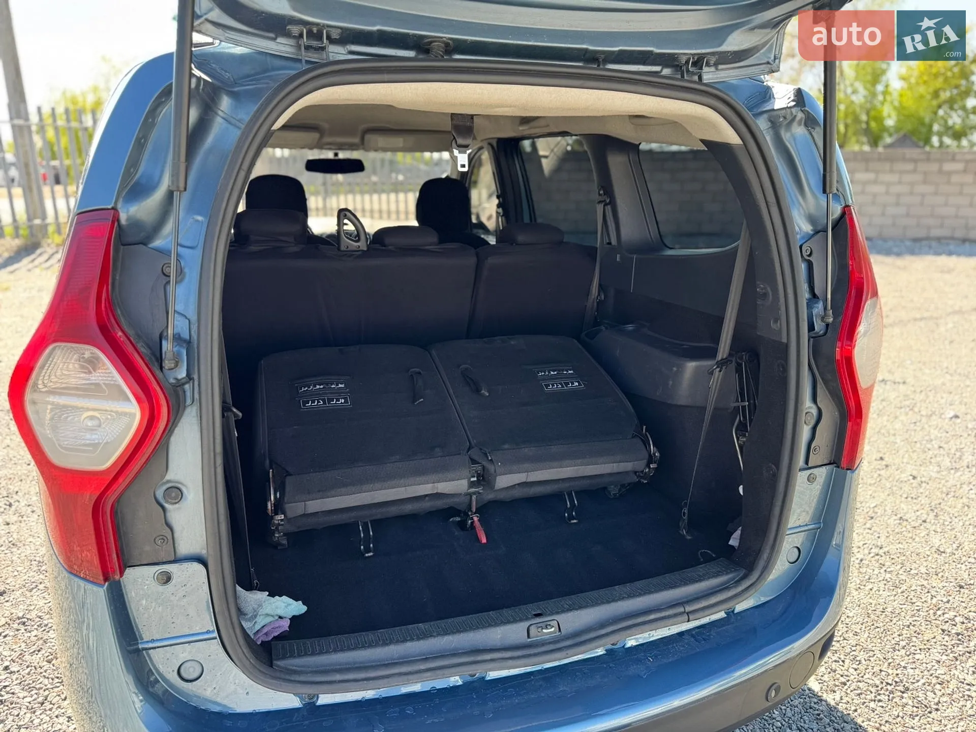 2013 Dacia Lodgy - мініатюра 6