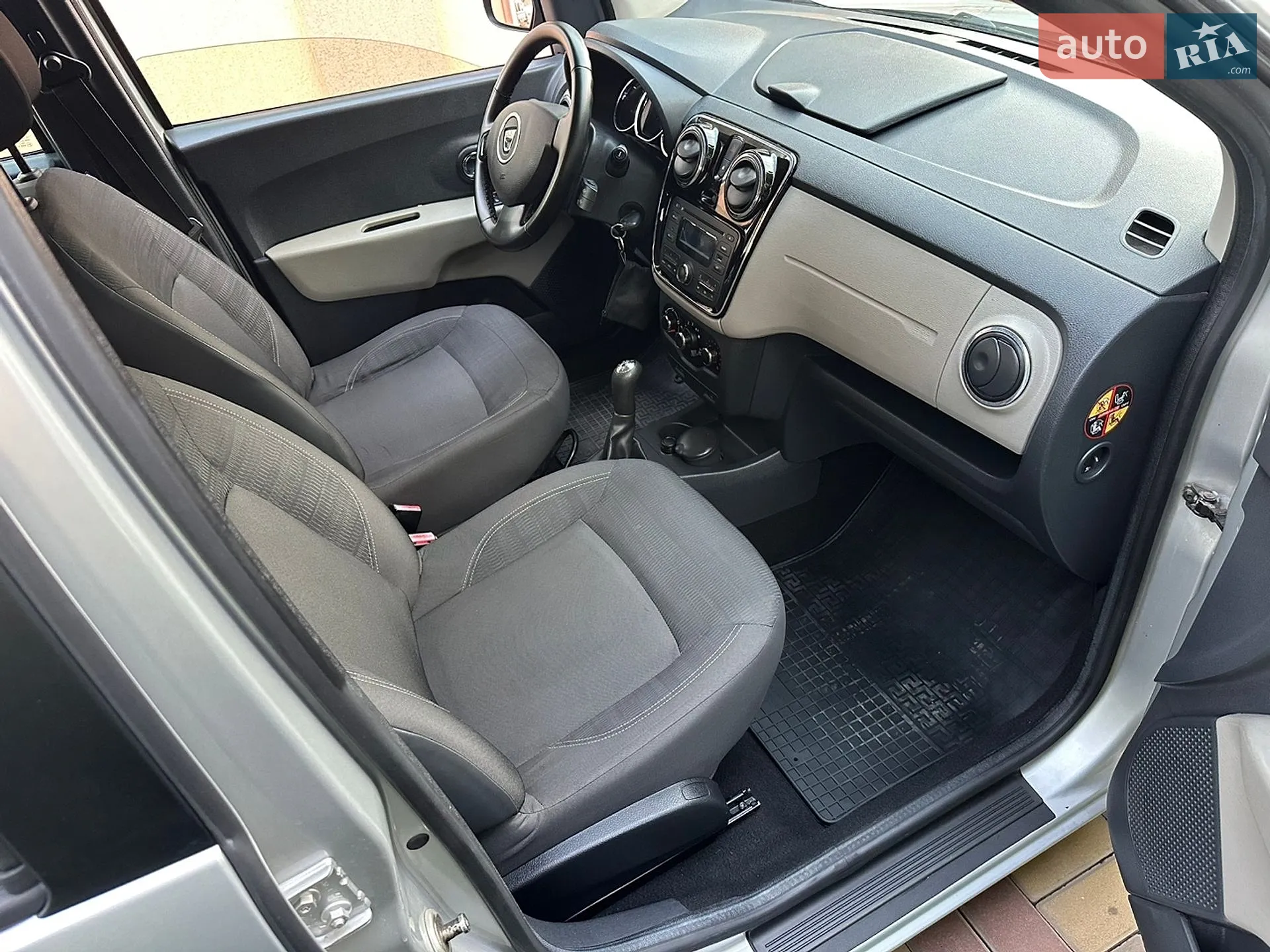 2012 Dacia Lodgy - мініатюра 21