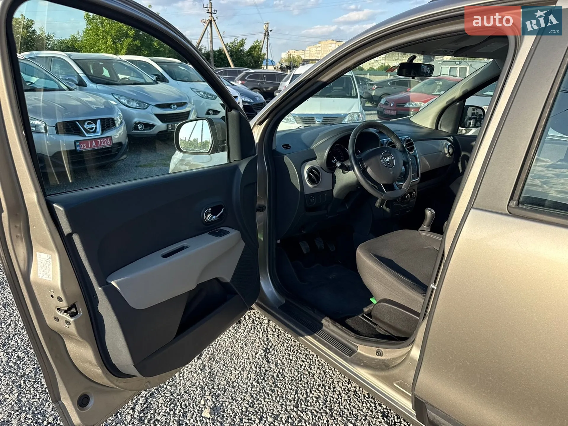 2012 Dacia Lodgy - мініатюра 25