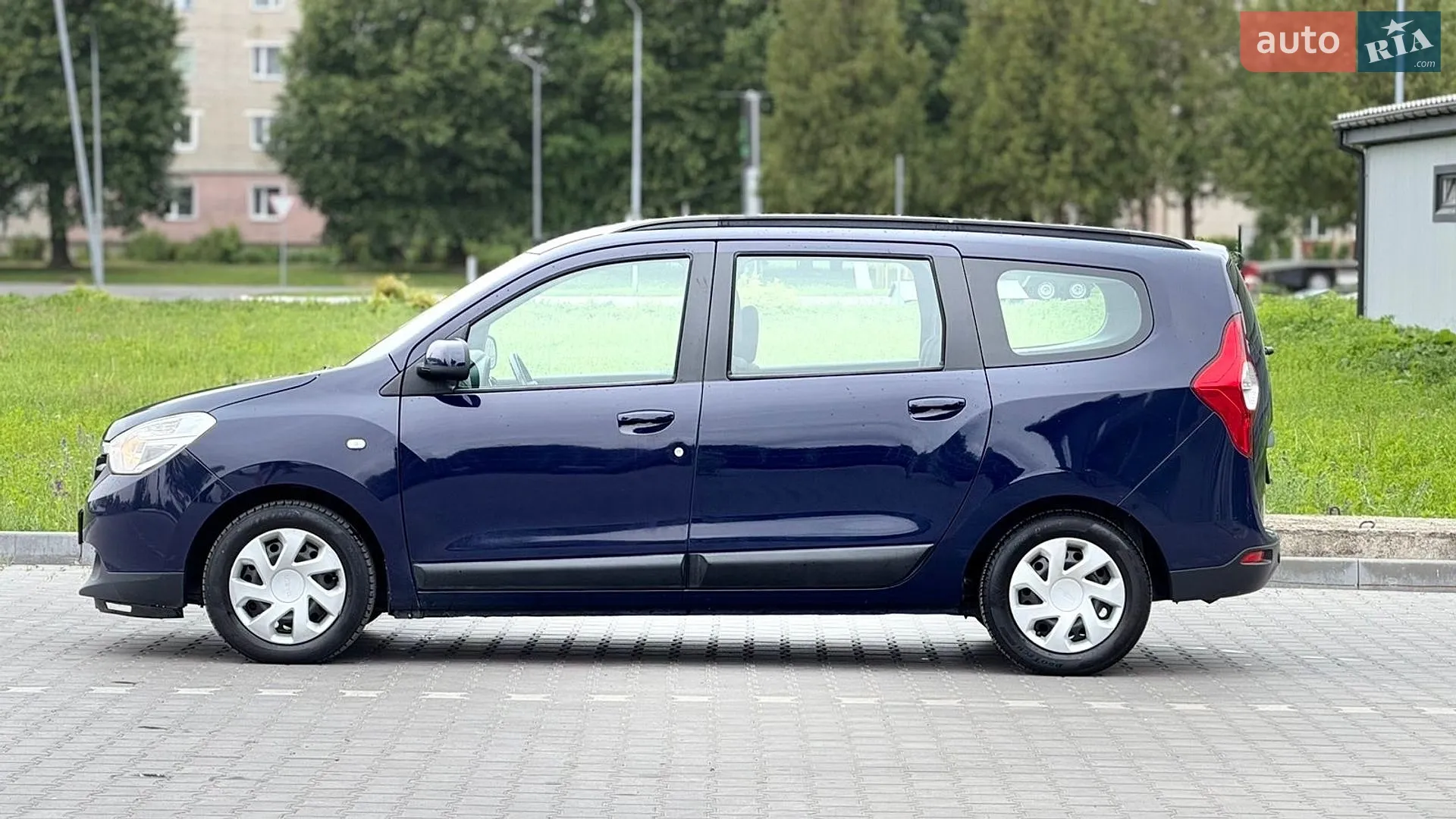 2014 Dacia Lodgy - мініатюра 2
