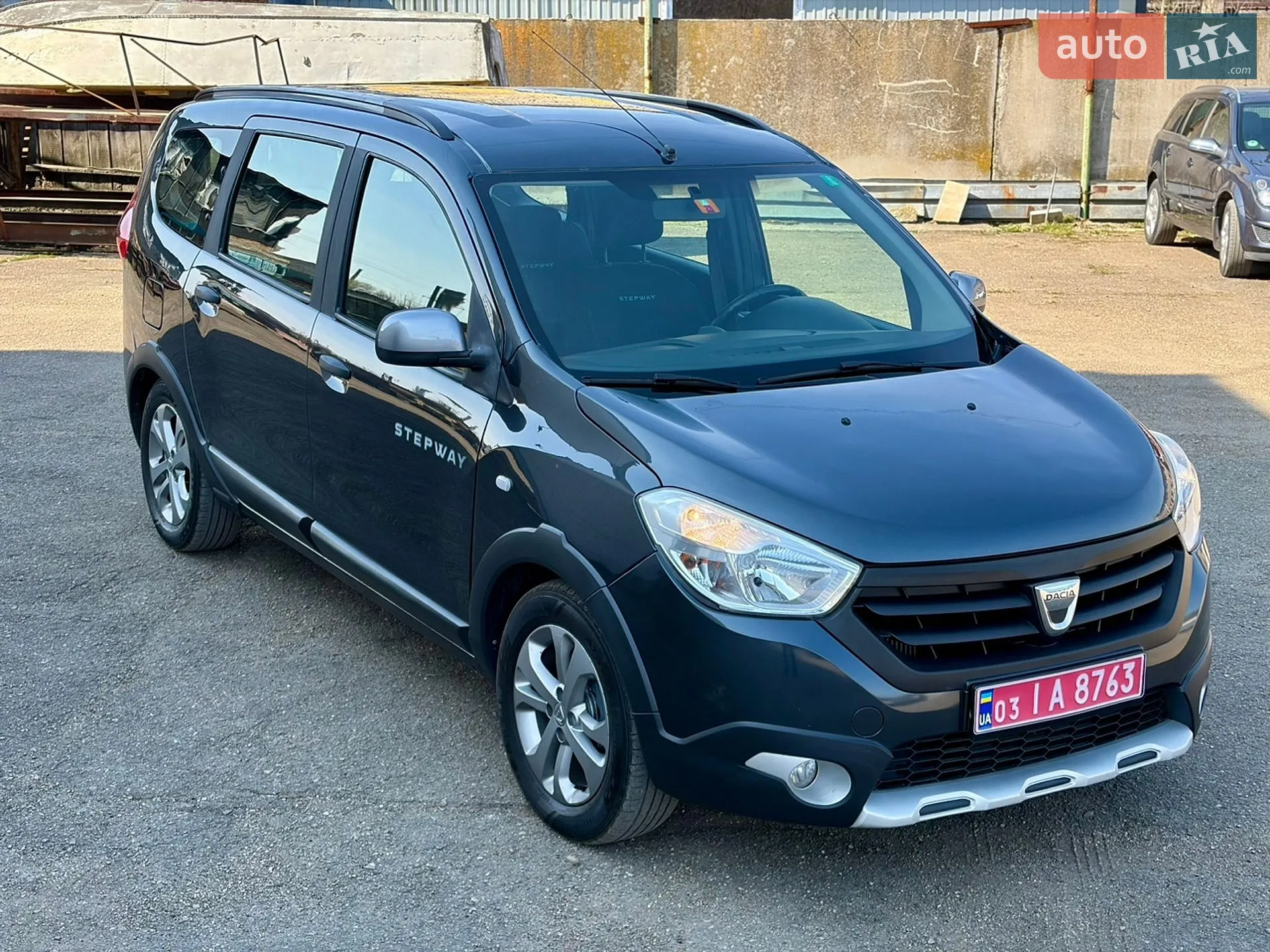 2015 Dacia Lodgy - мініатюра 11