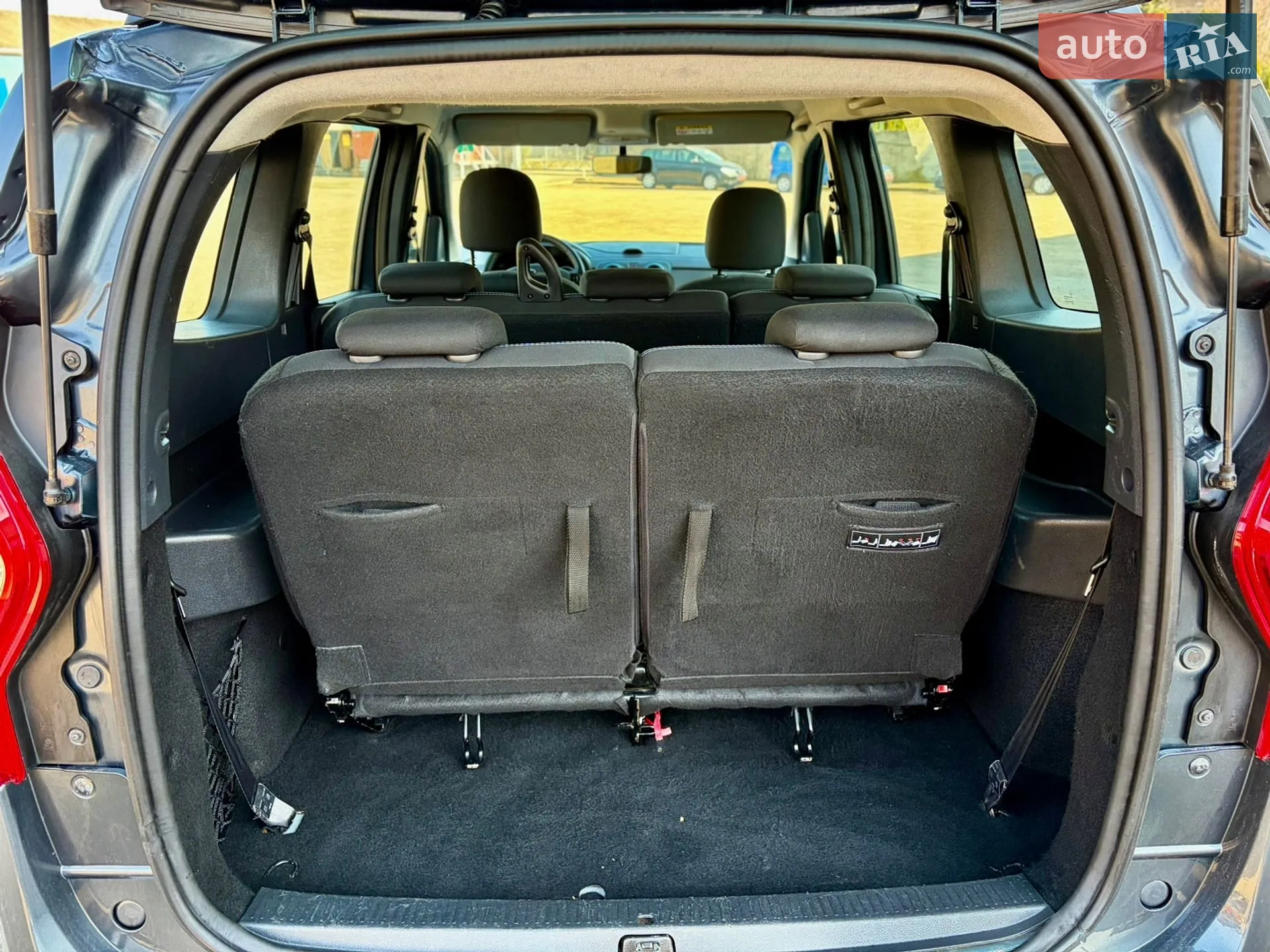 2015 Dacia Lodgy - мініатюра 45