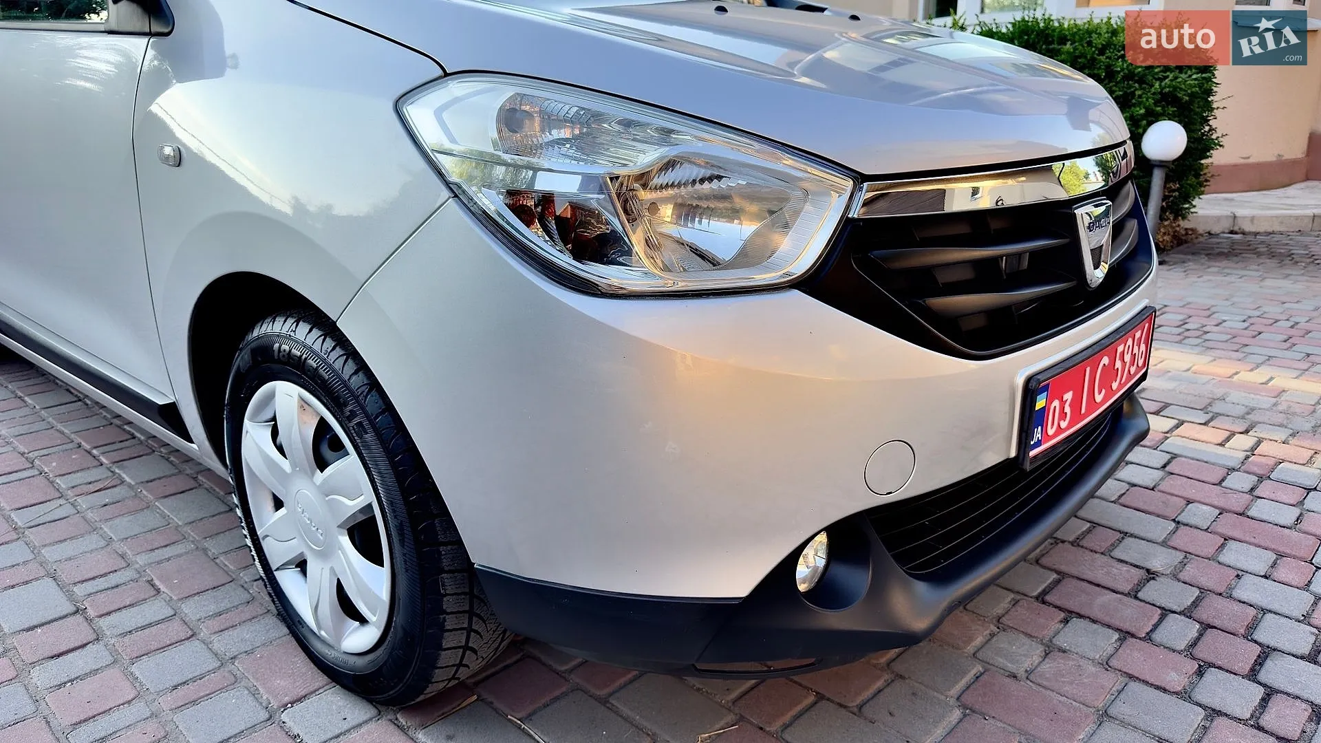 2012 Dacia Lodgy - мініатюра 13