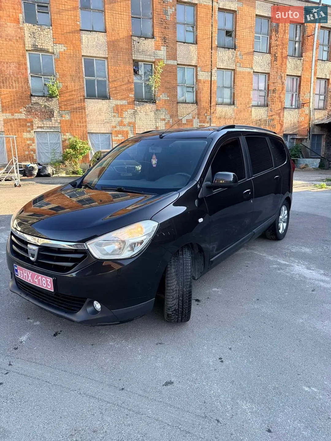 2013 Dacia Lodgy - мініатюра 3
