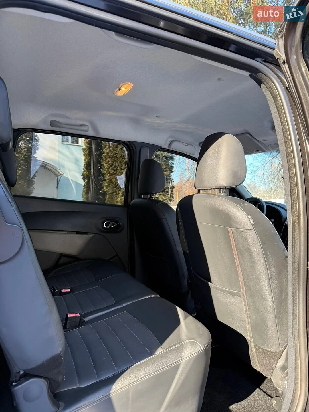 2013 Dacia Lodgy - мініатюра 11