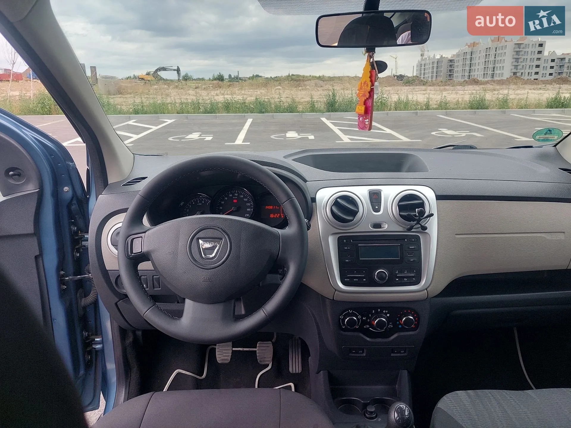 2013 Dacia Lodgy - мініатюра 16