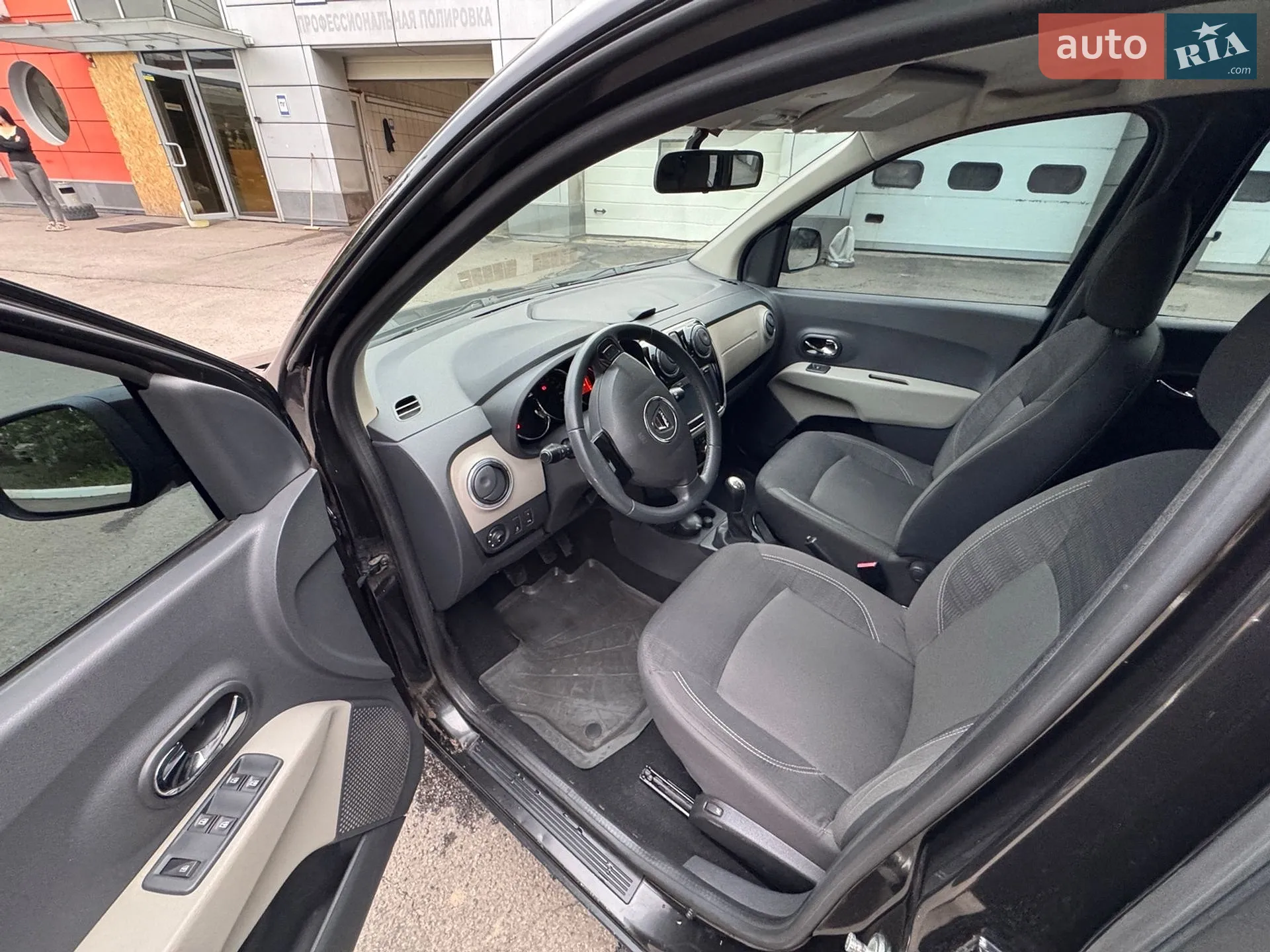 2013 Dacia Lodgy - мініатюра 7