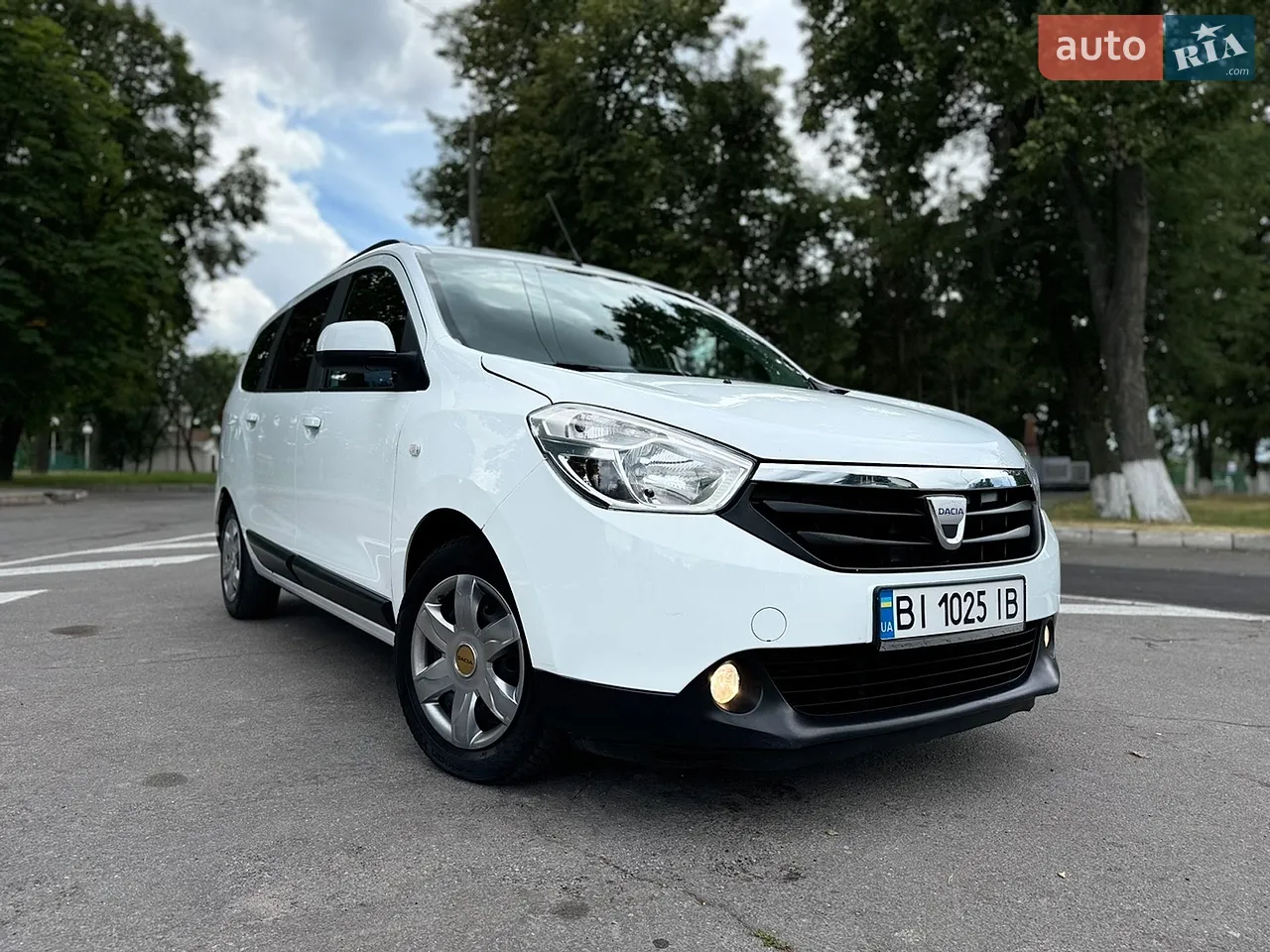 2014 Dacia Lodgy - мініатюра 19
