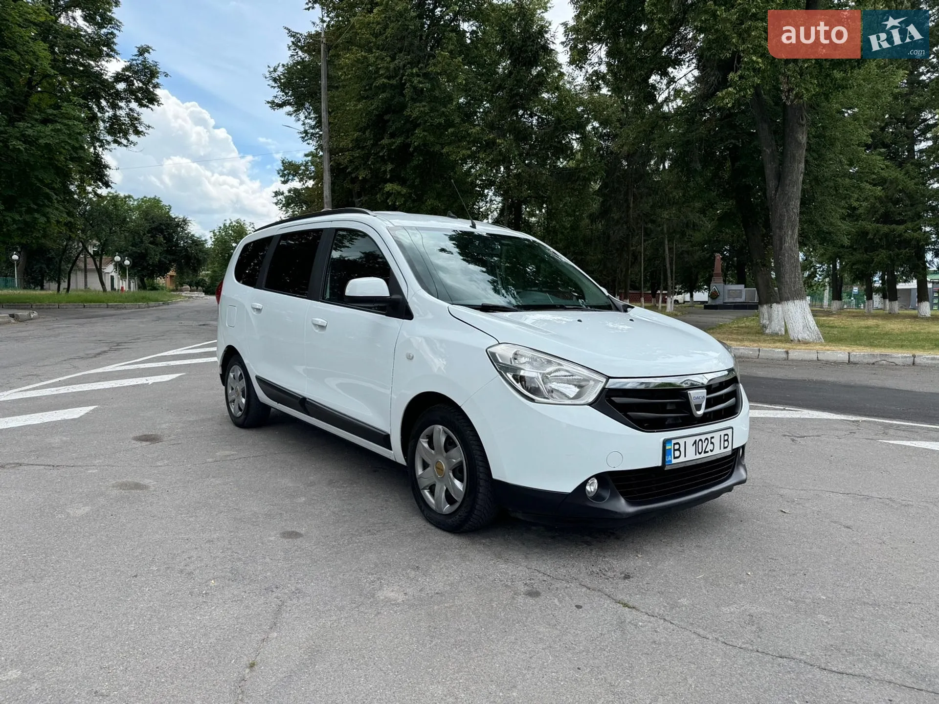 2015 Dacia Lodgy - мініатюра 30