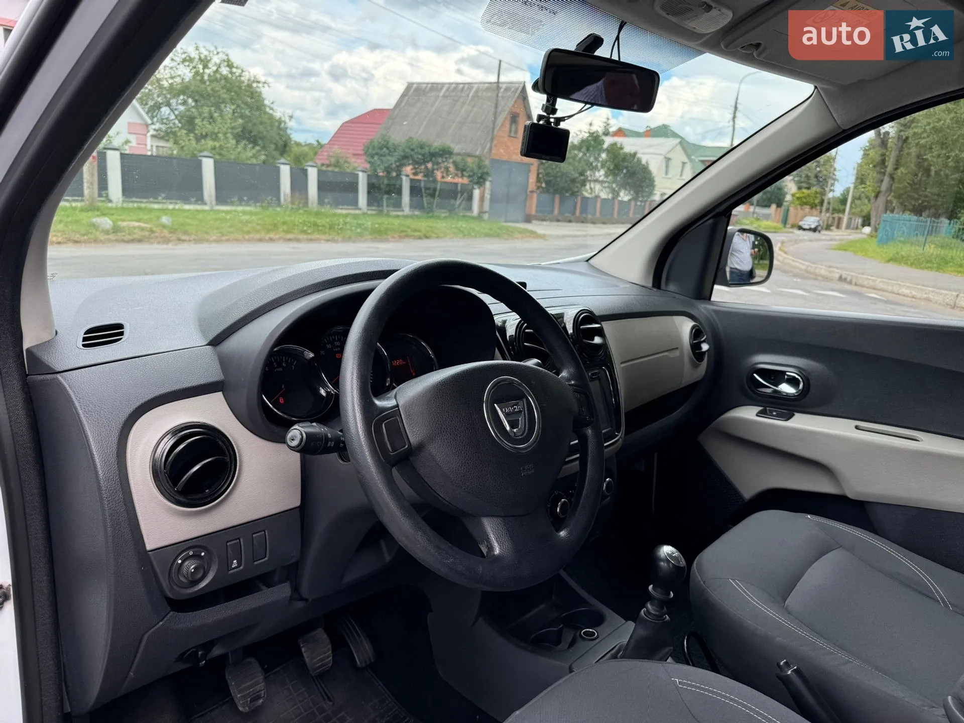 2015 Dacia Lodgy - мініатюра 33