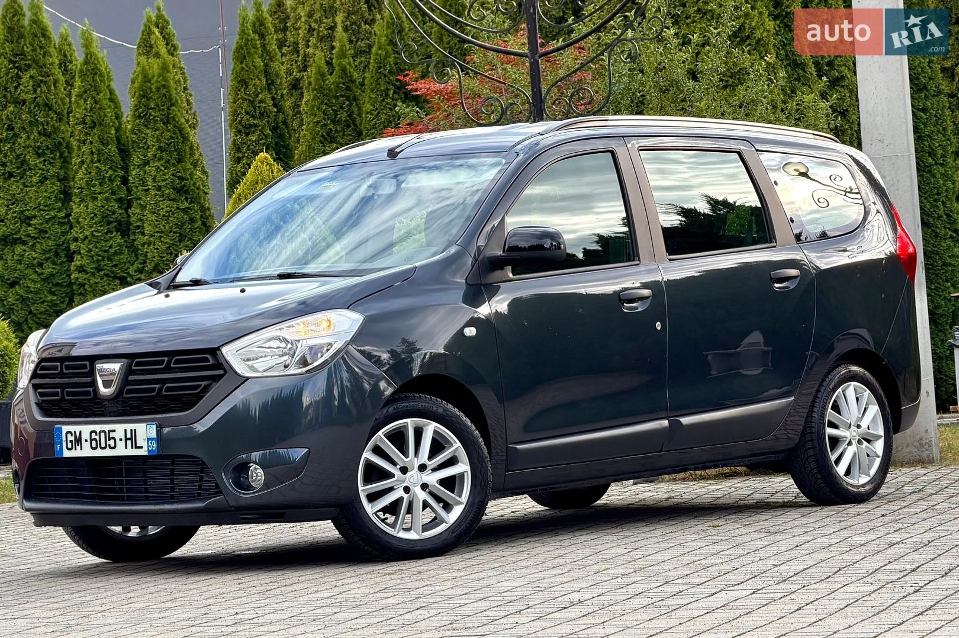 2019 Dacia Lodgy - мініатюра 7