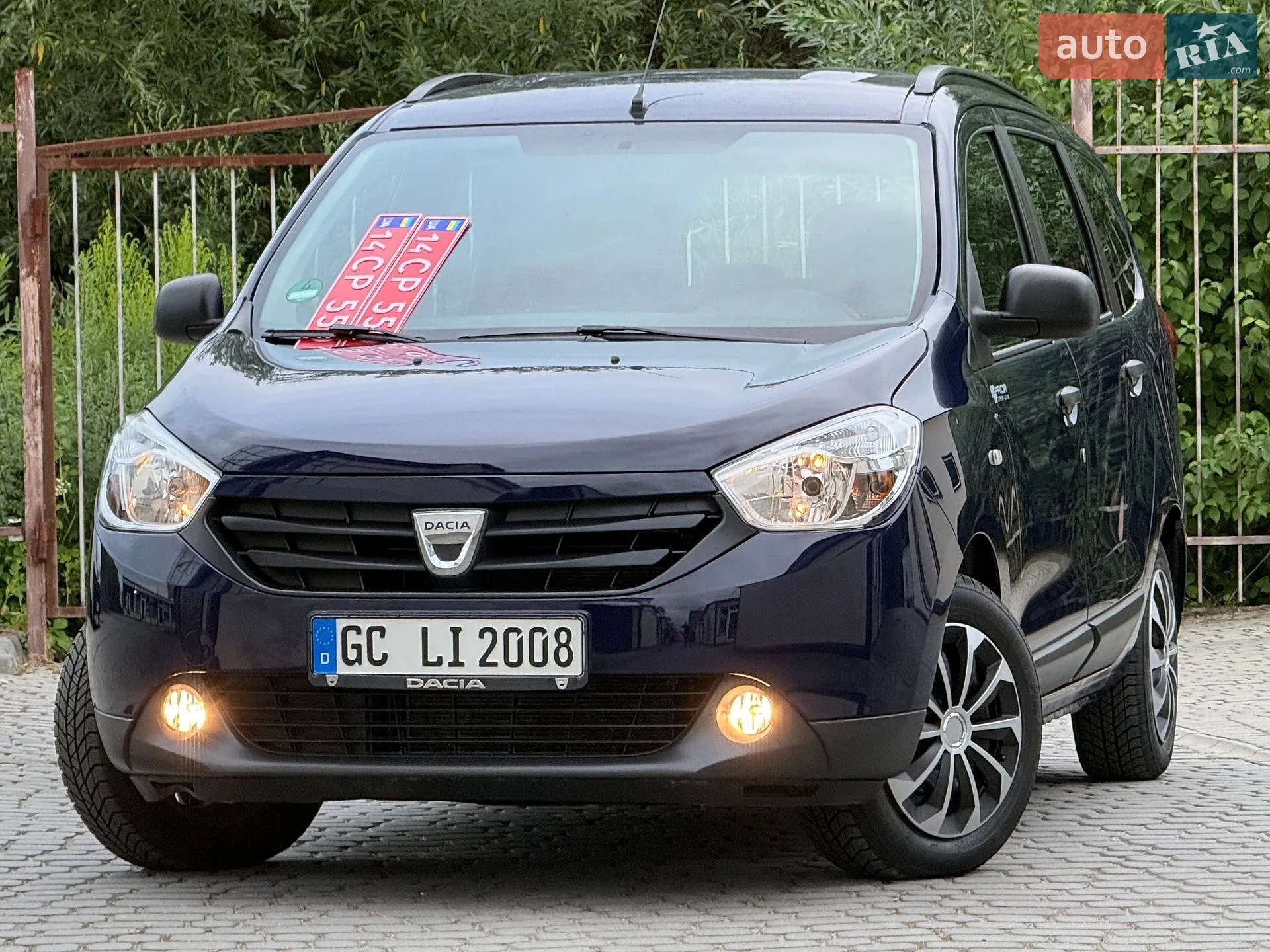 2016 Dacia Lodgy - мініатюра 2