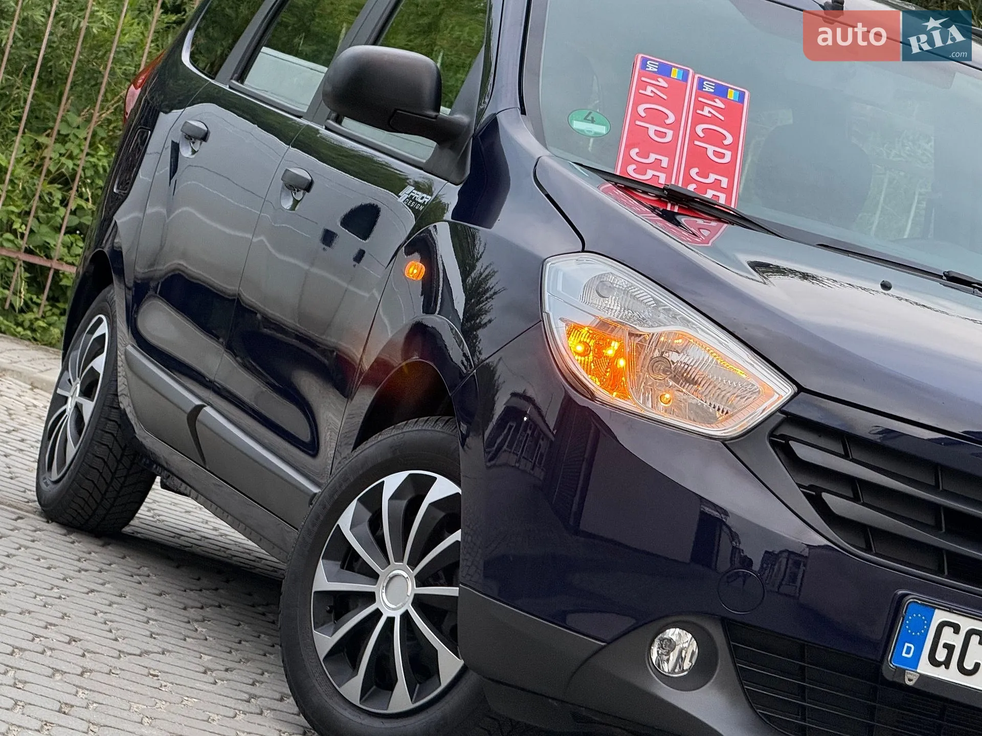 2016 Dacia Lodgy - мініатюра 18