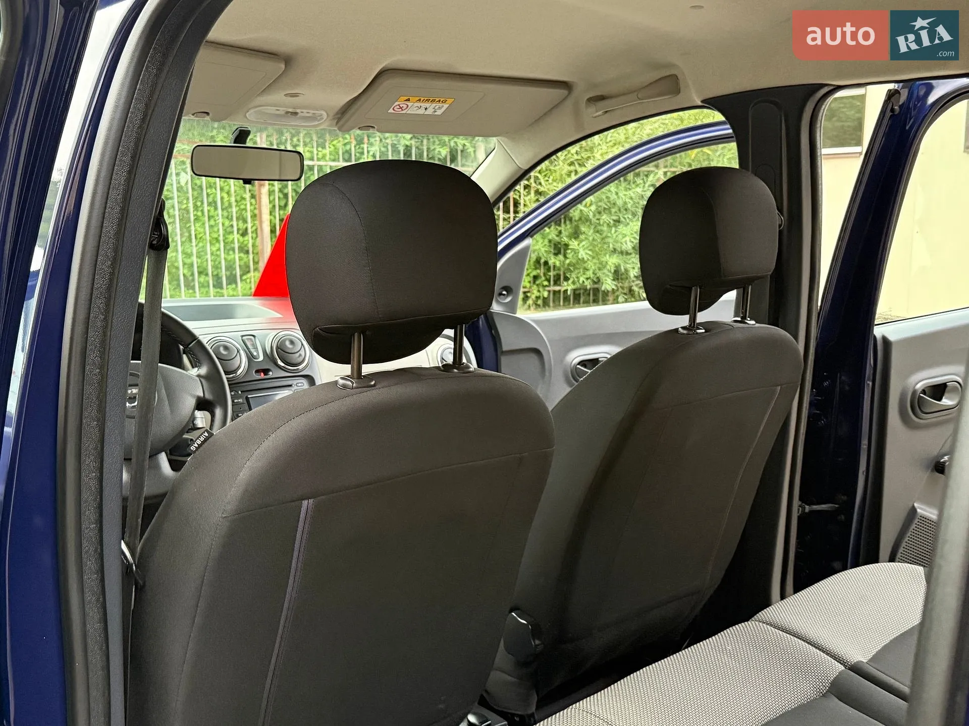 2016 Dacia Lodgy - мініатюра 54