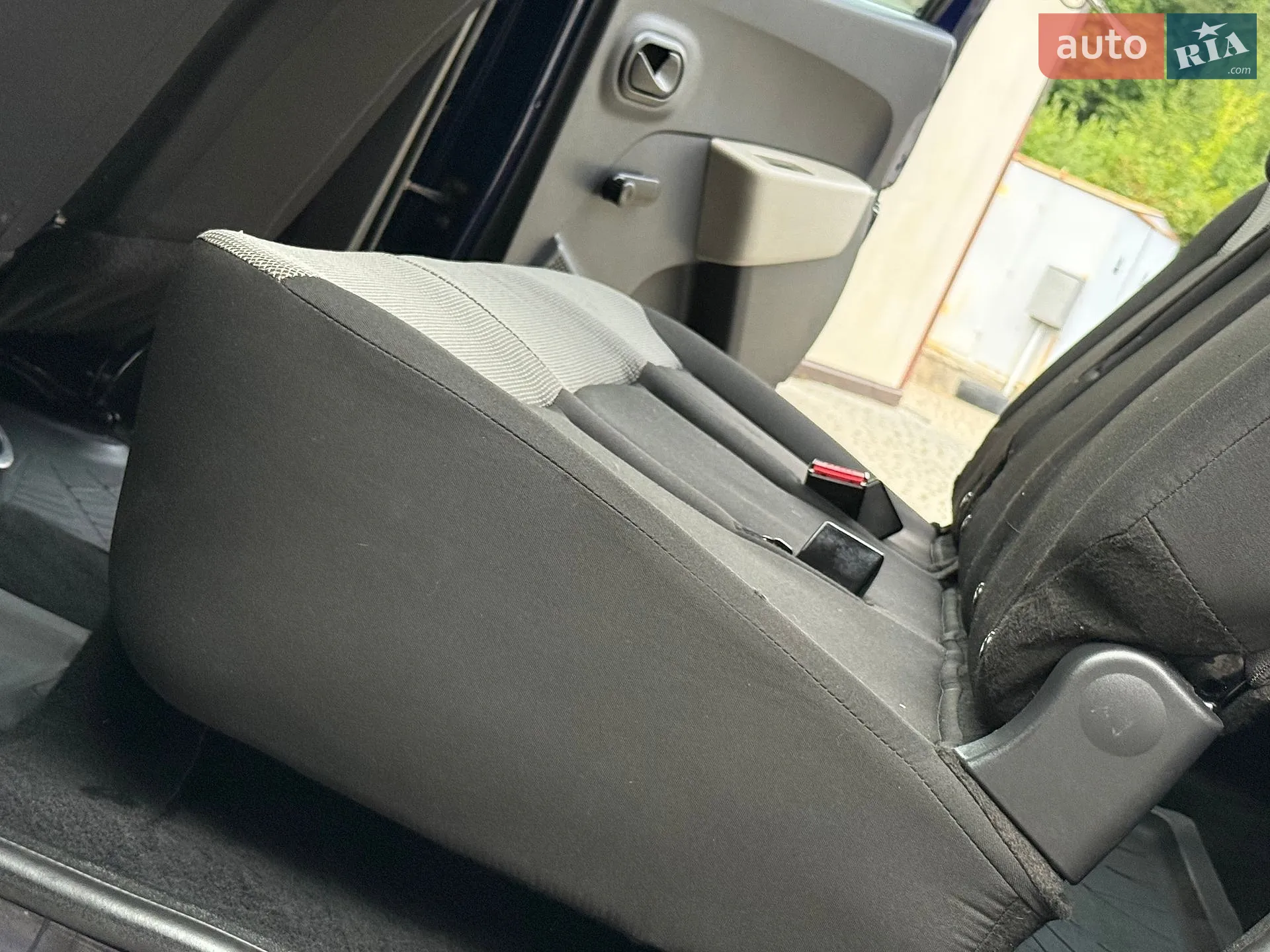 2016 Dacia Lodgy - мініатюра 56