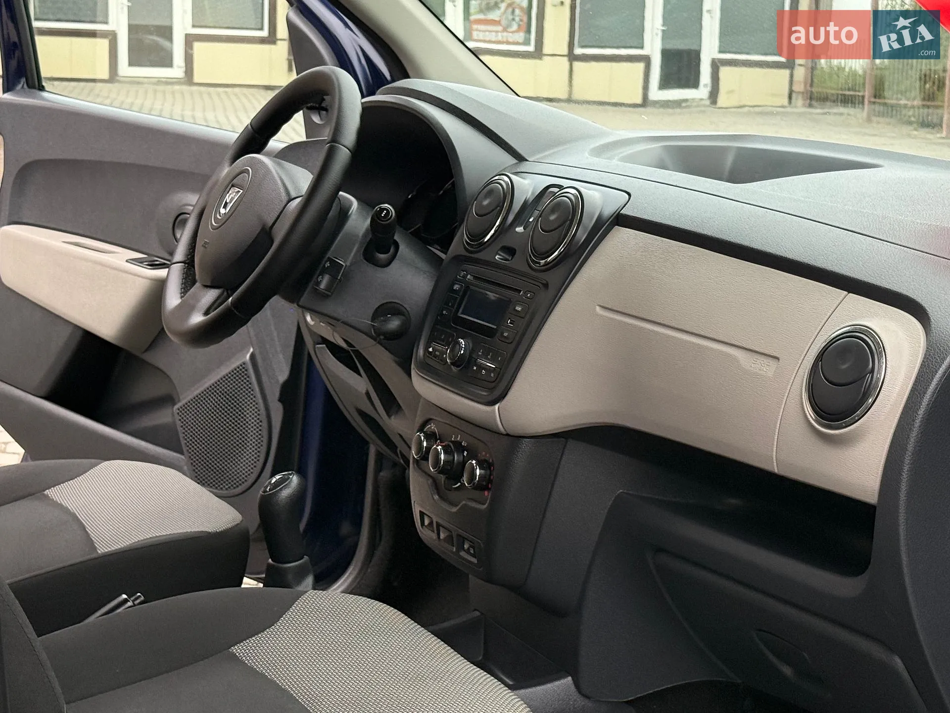 2016 Dacia Lodgy - мініатюра 65