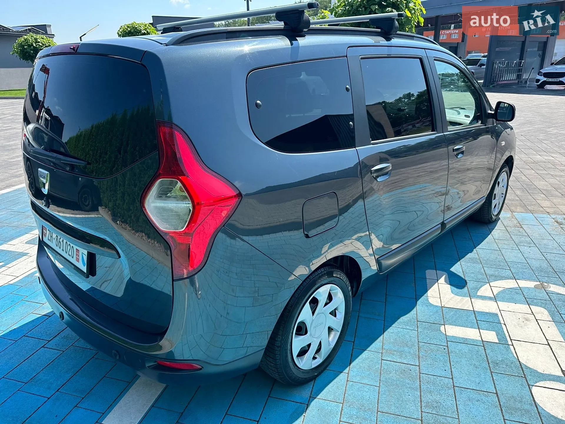 2012 Dacia Lodgy - мініатюра 8