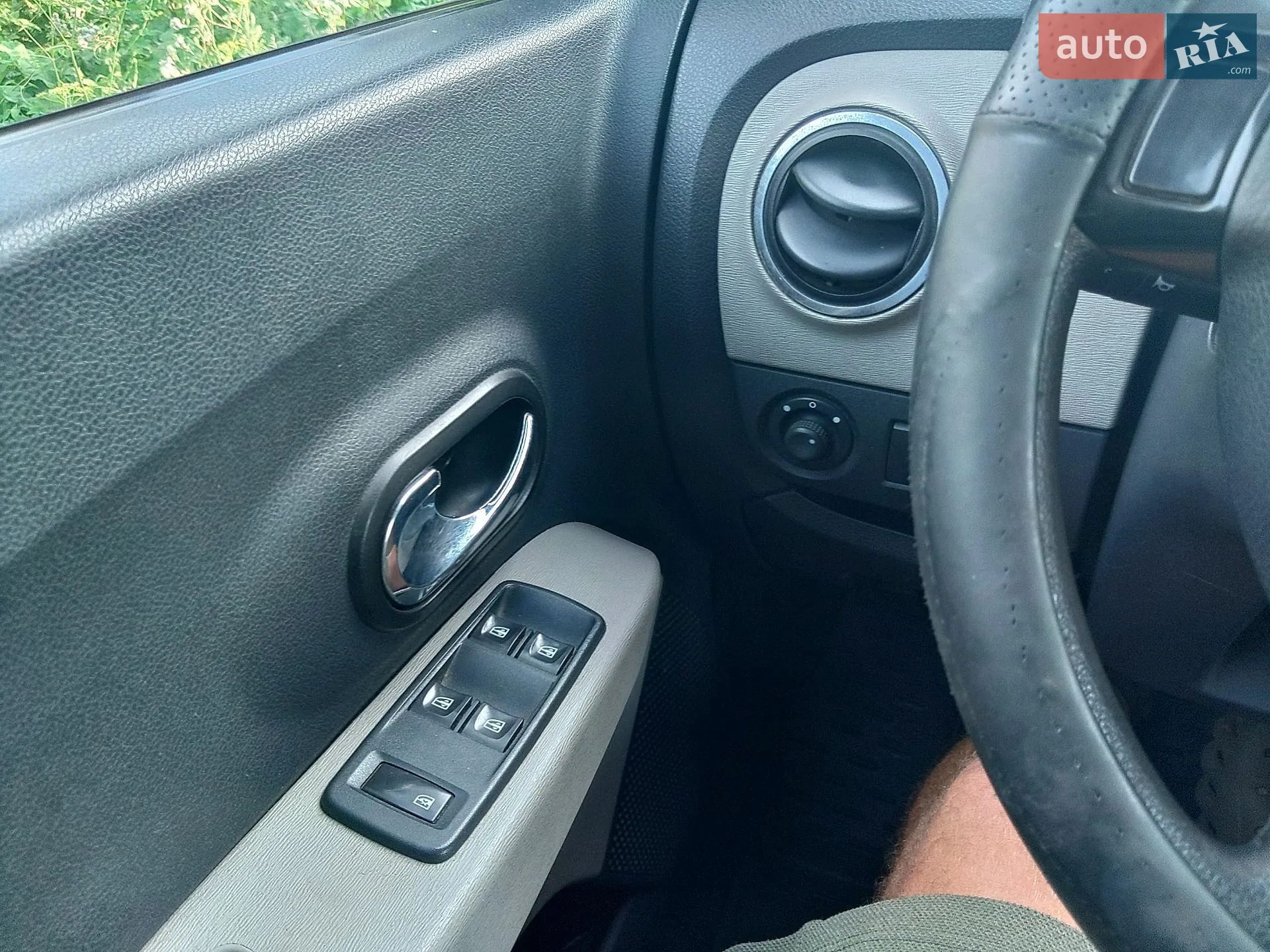 2013 Dacia Lodgy - мініатюра 6