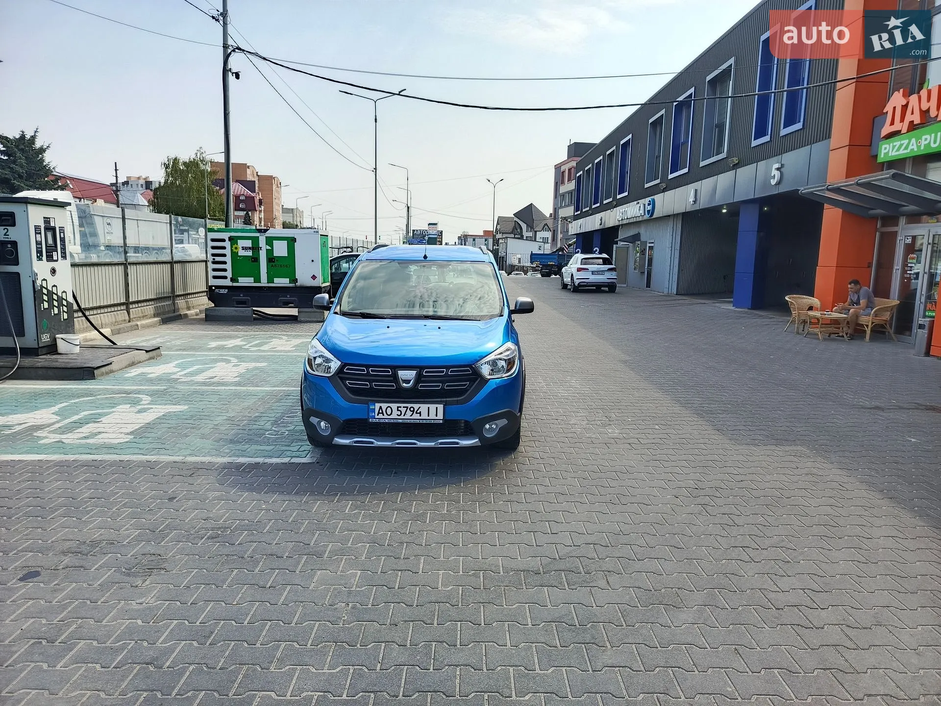 2018 Dacia Lodgy - мініатюра 9