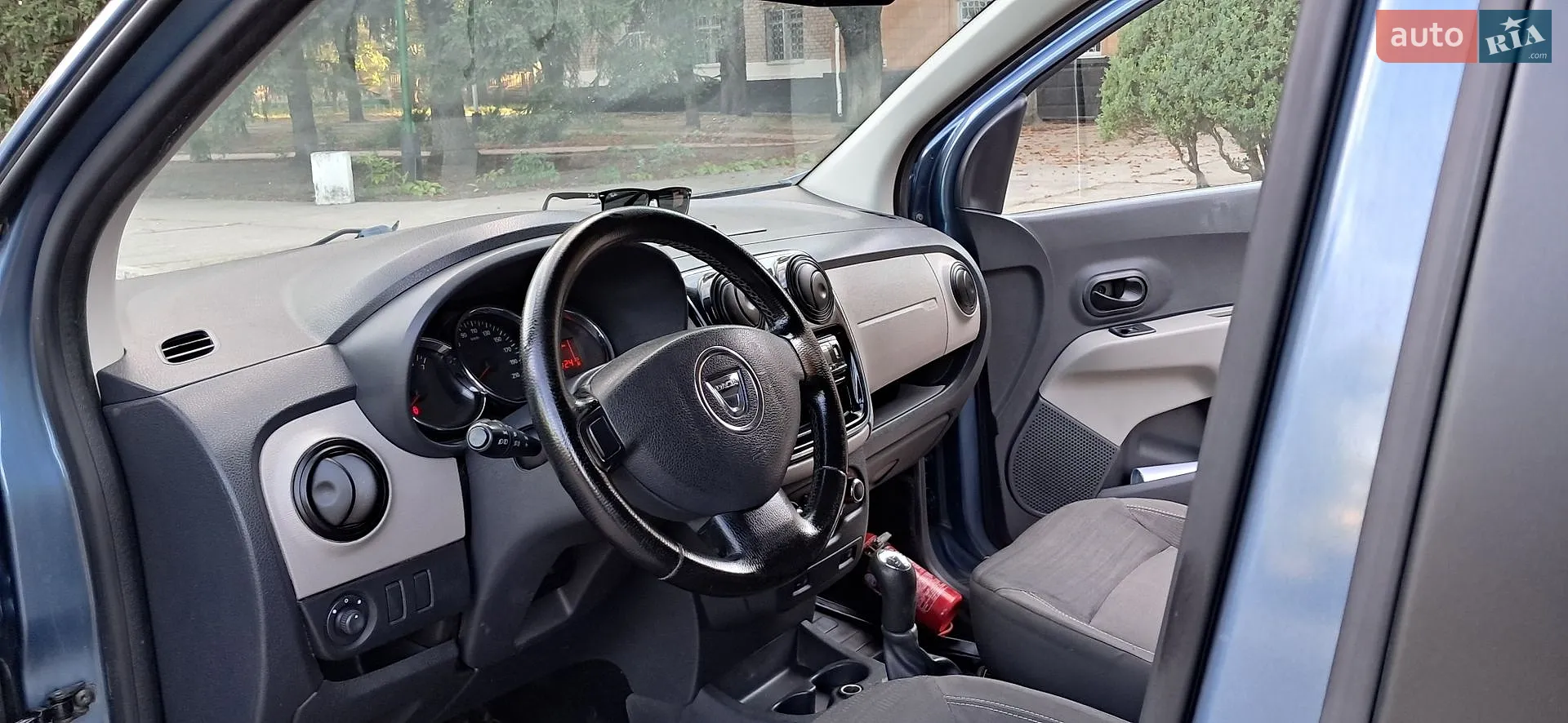 2014 Dacia Lodgy - мініатюра 8