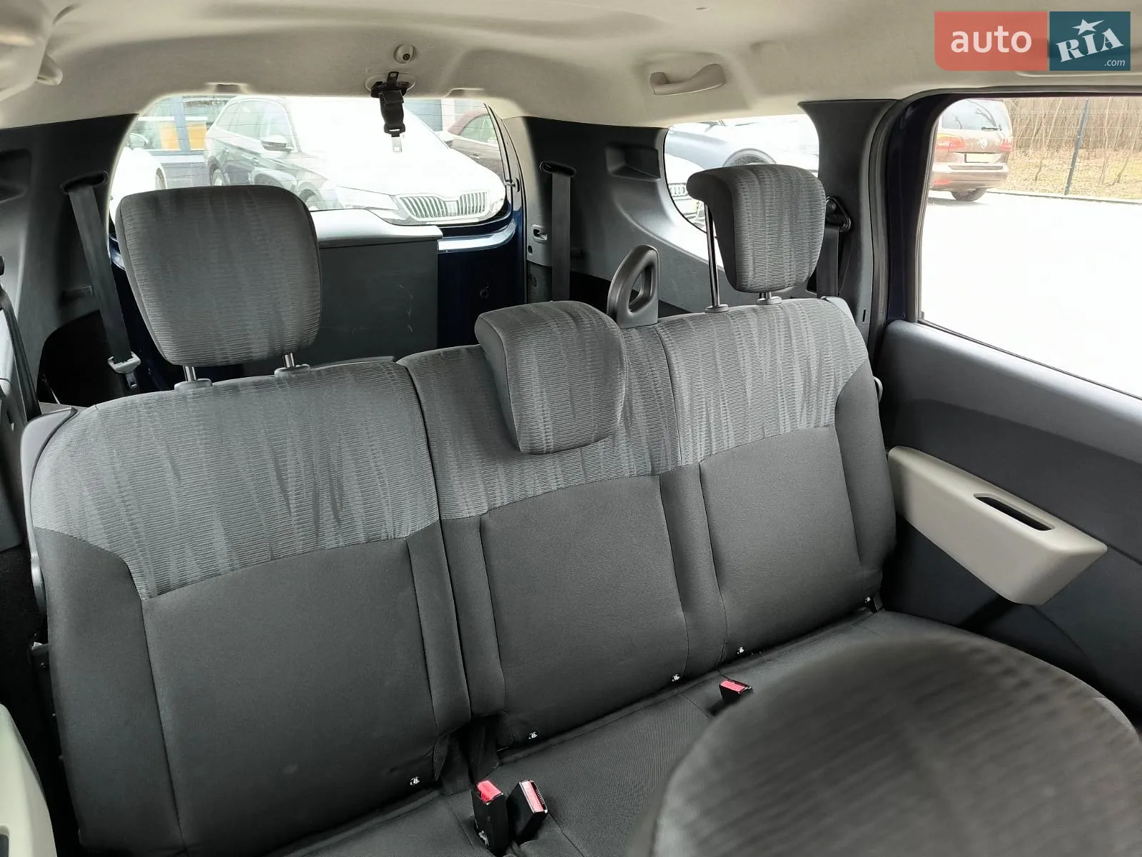 2012 Dacia Lodgy - мініатюра 12
