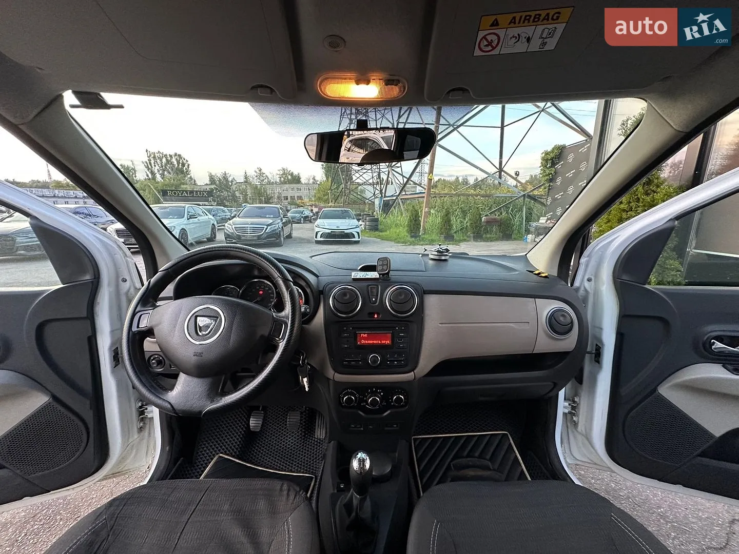 2015 Dacia Lodgy - мініатюра 19