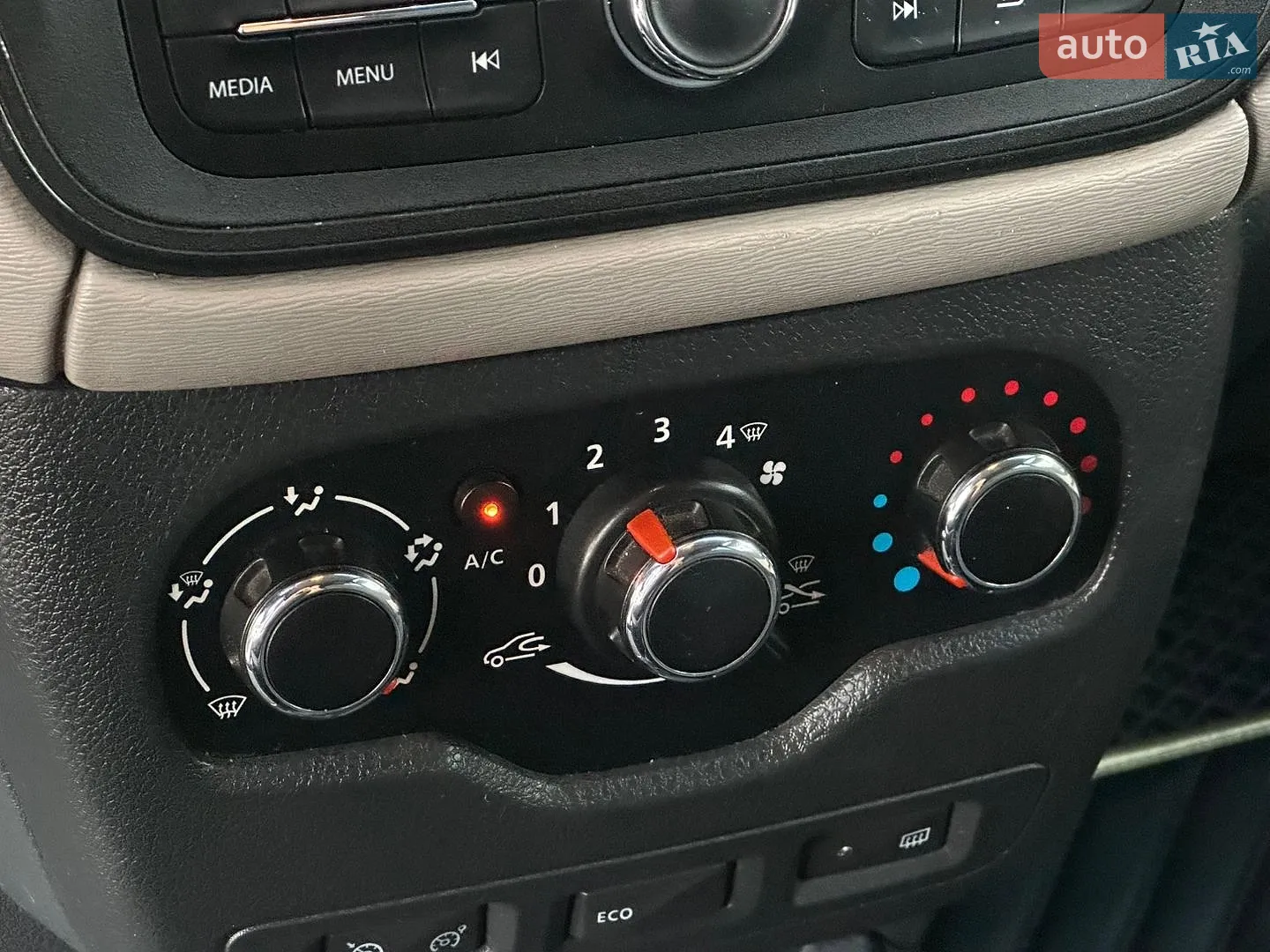 2015 Dacia Lodgy - мініатюра 29