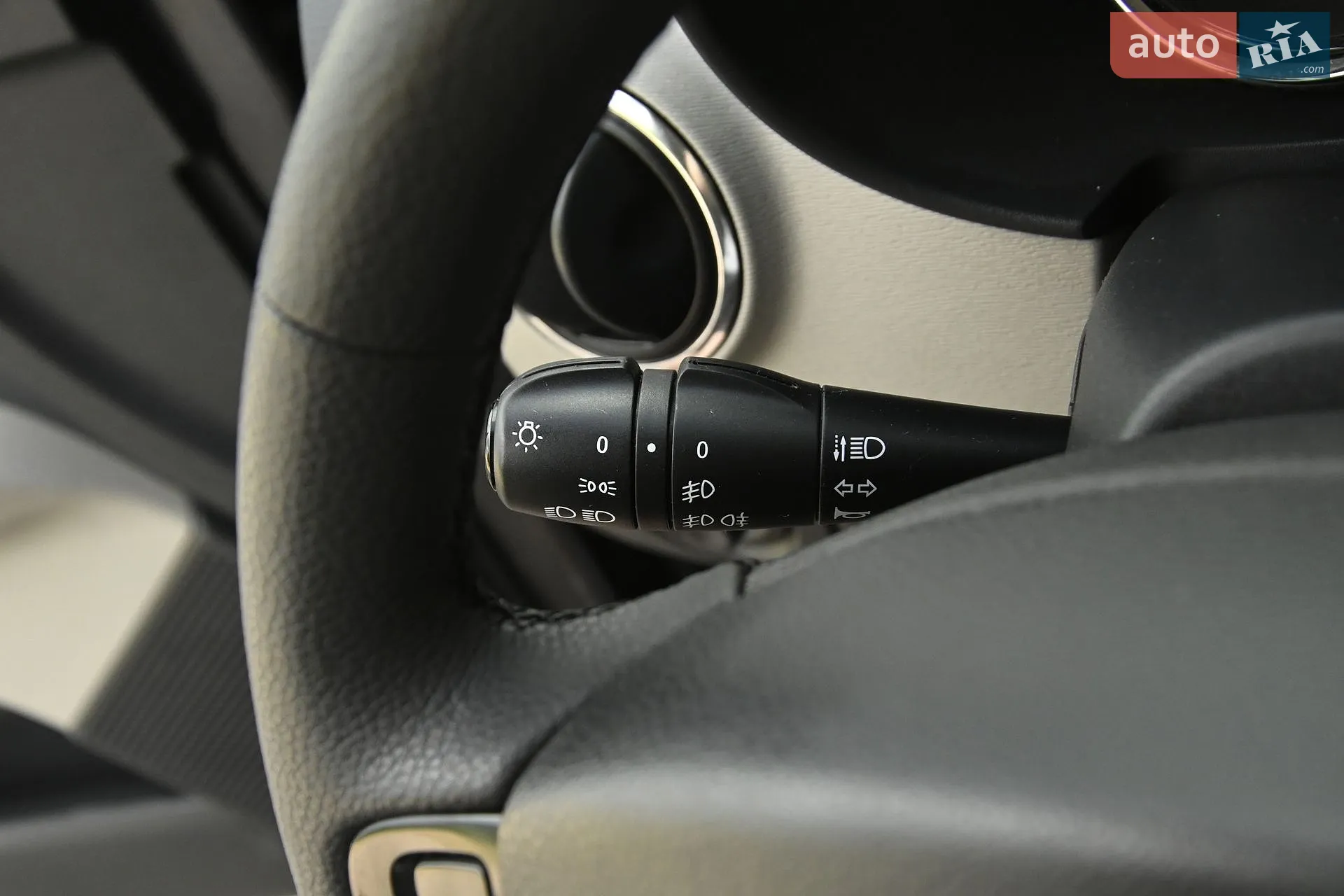 2014 Dacia Lodgy - мініатюра 24