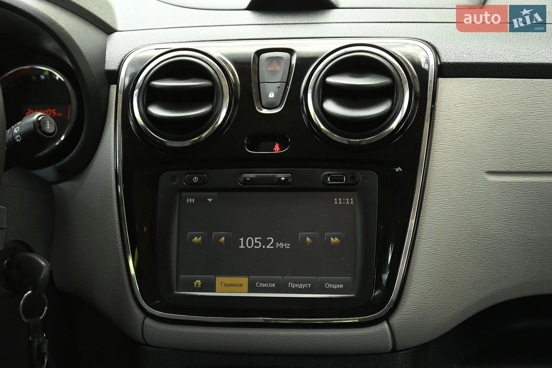 2014 Dacia Lodgy - мініатюра 36