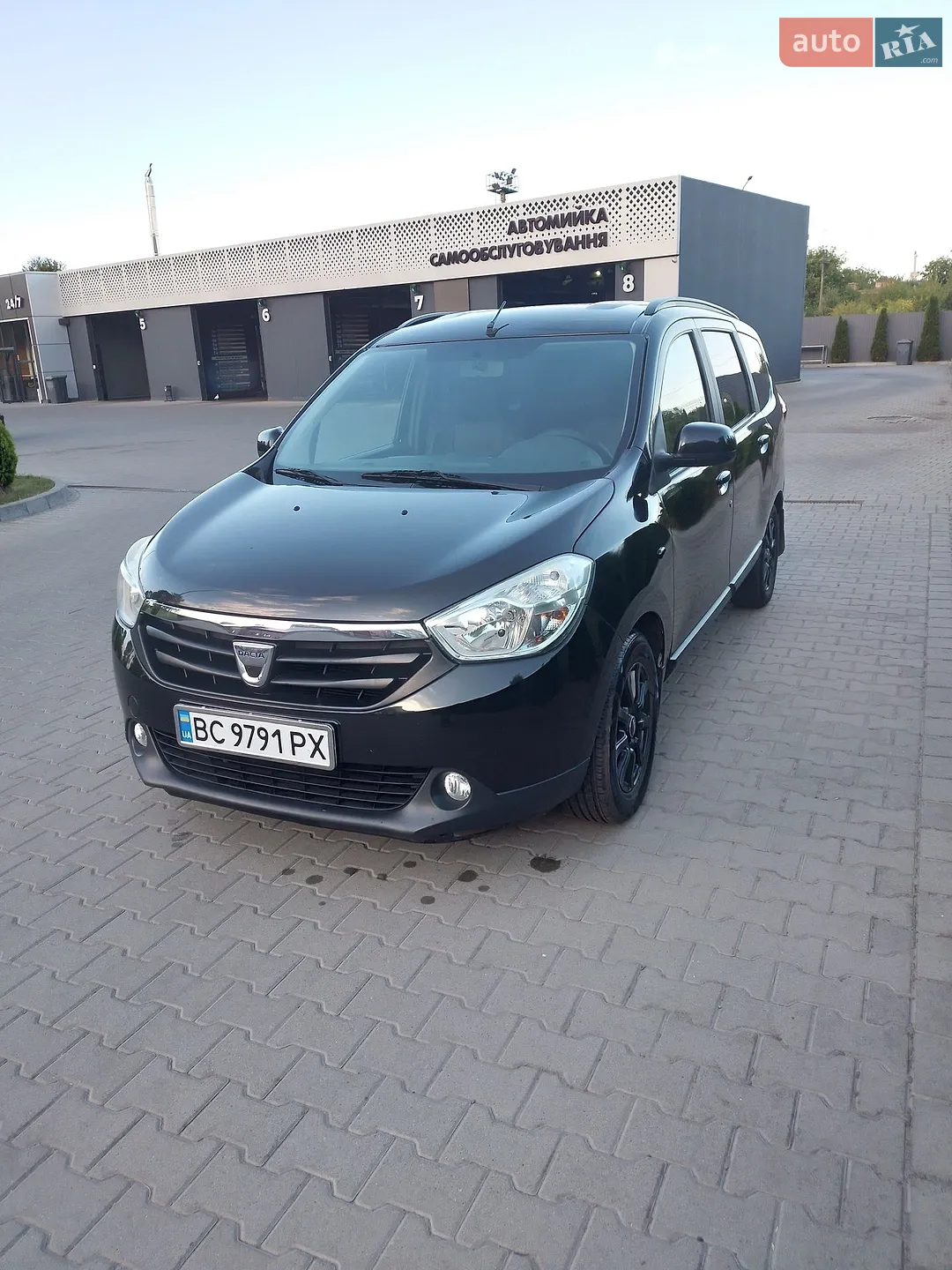 2013 Dacia Lodgy - мініатюра 3