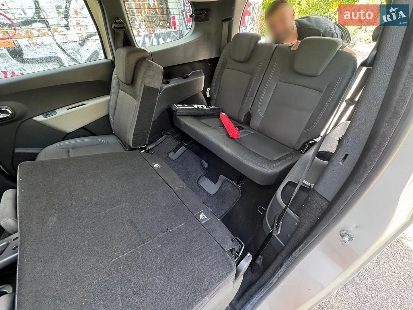 2012 Dacia Lodgy - мініатюра 23