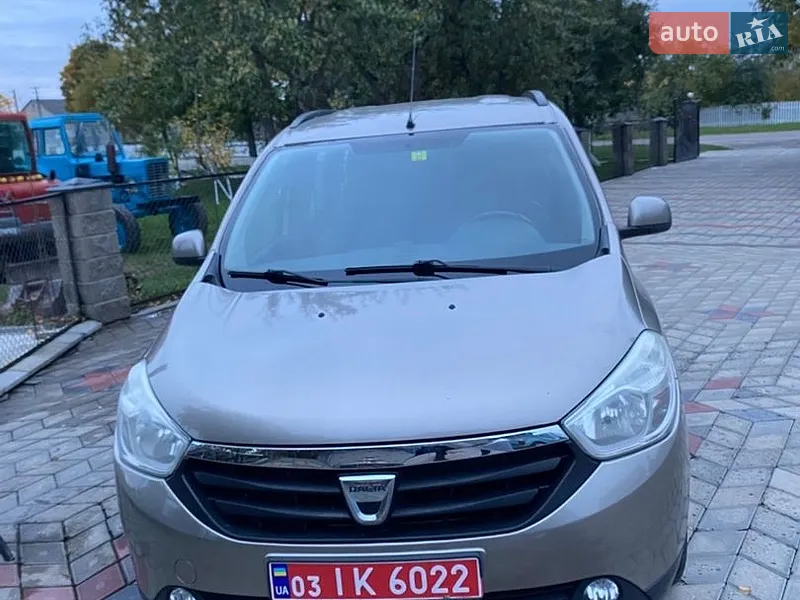 Dacia Lodgy 2013