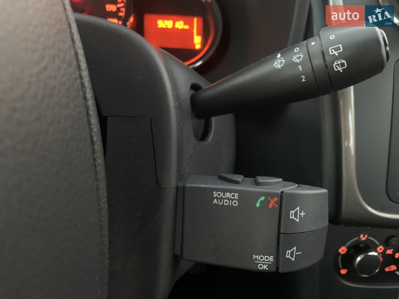 2013 Dacia Logan - мініатюра 7
