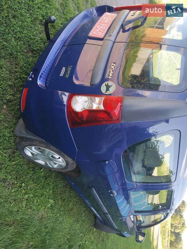 Универсал Dacia Logan MCV 2009 в Глухове