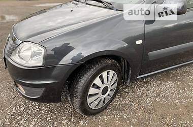 Универсал Dacia Logan MCV 2009 в 