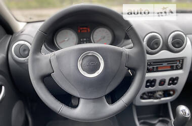 Универсал Dacia Logan MCV 2009 в 