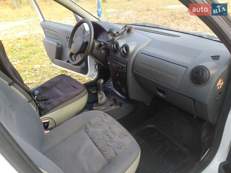 Універсал Dacia Logan MCV 2008 в Луцьку