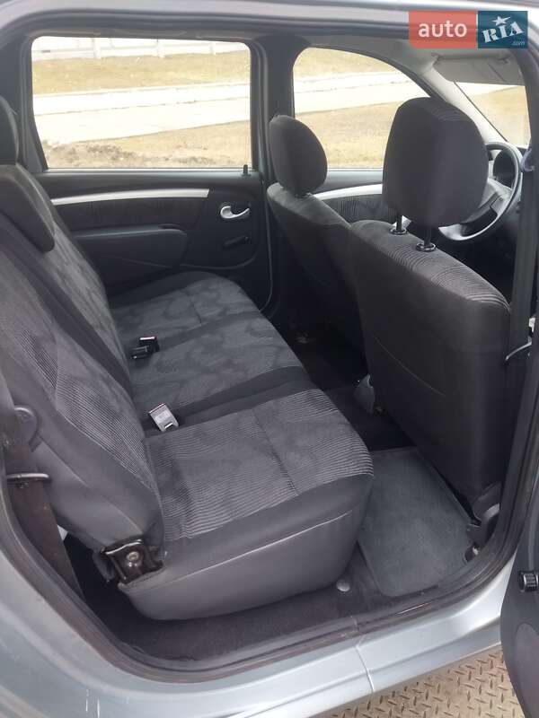 Универсал Dacia Logan MCV 2009 в Днепре фото 9 Универсал Dacia Logan MCV 2009 в Днепре
