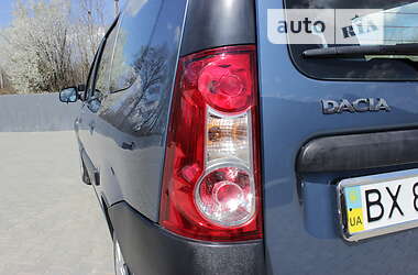 Минивэн Dacia Logan MCV 2008 в 