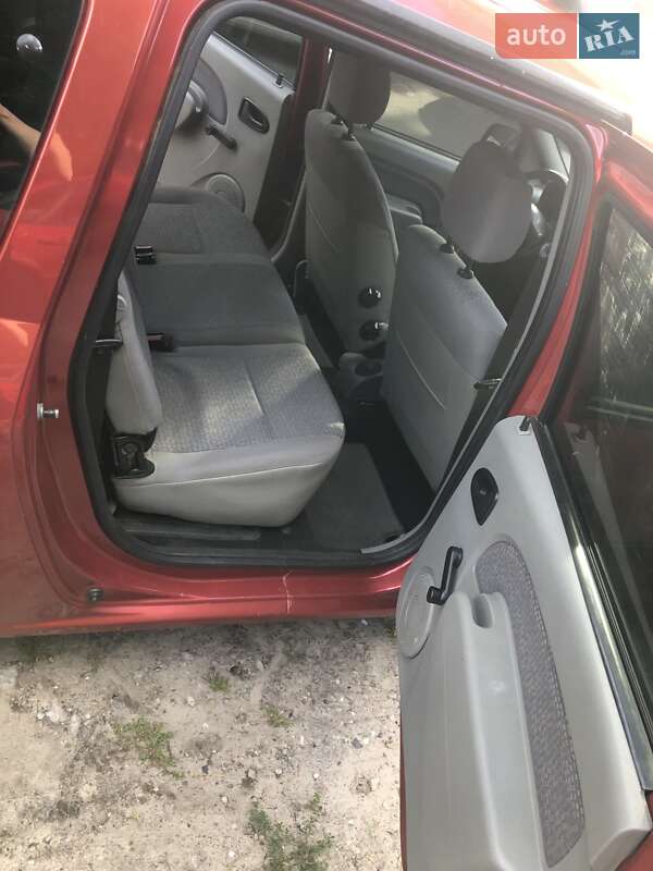 Универсал Dacia Logan MCV 2007 в Киеве
